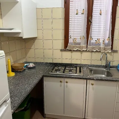 Trilocale Dolores Апартаменты Pila (Livorno)