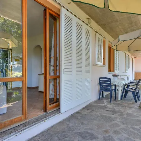 Trilocale Dolores * Pila (Livorno)