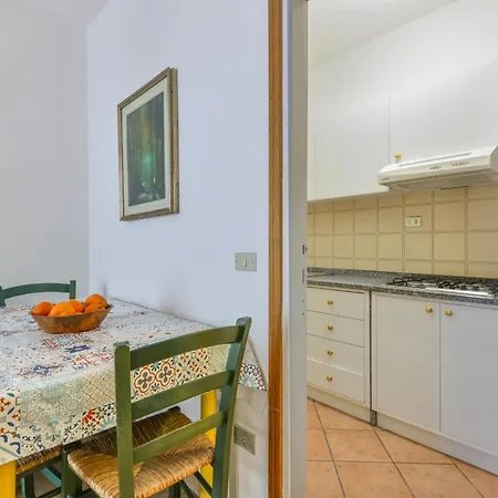 Trilocale Dolores Apartament *