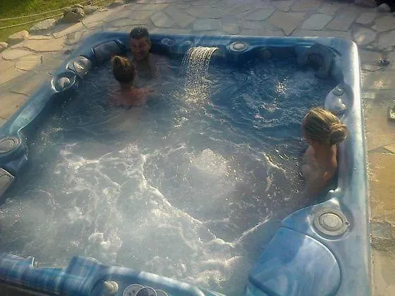 Trilocale Dolores דירה